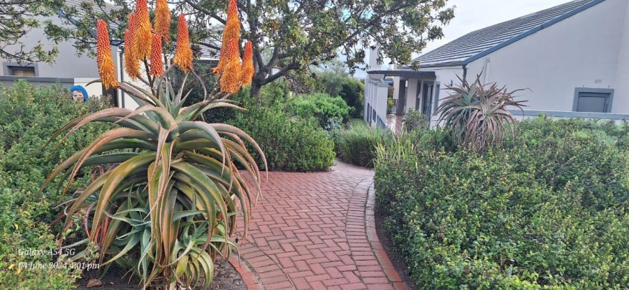 3 Bedroom Property for Sale in Plattekloof Western Cape